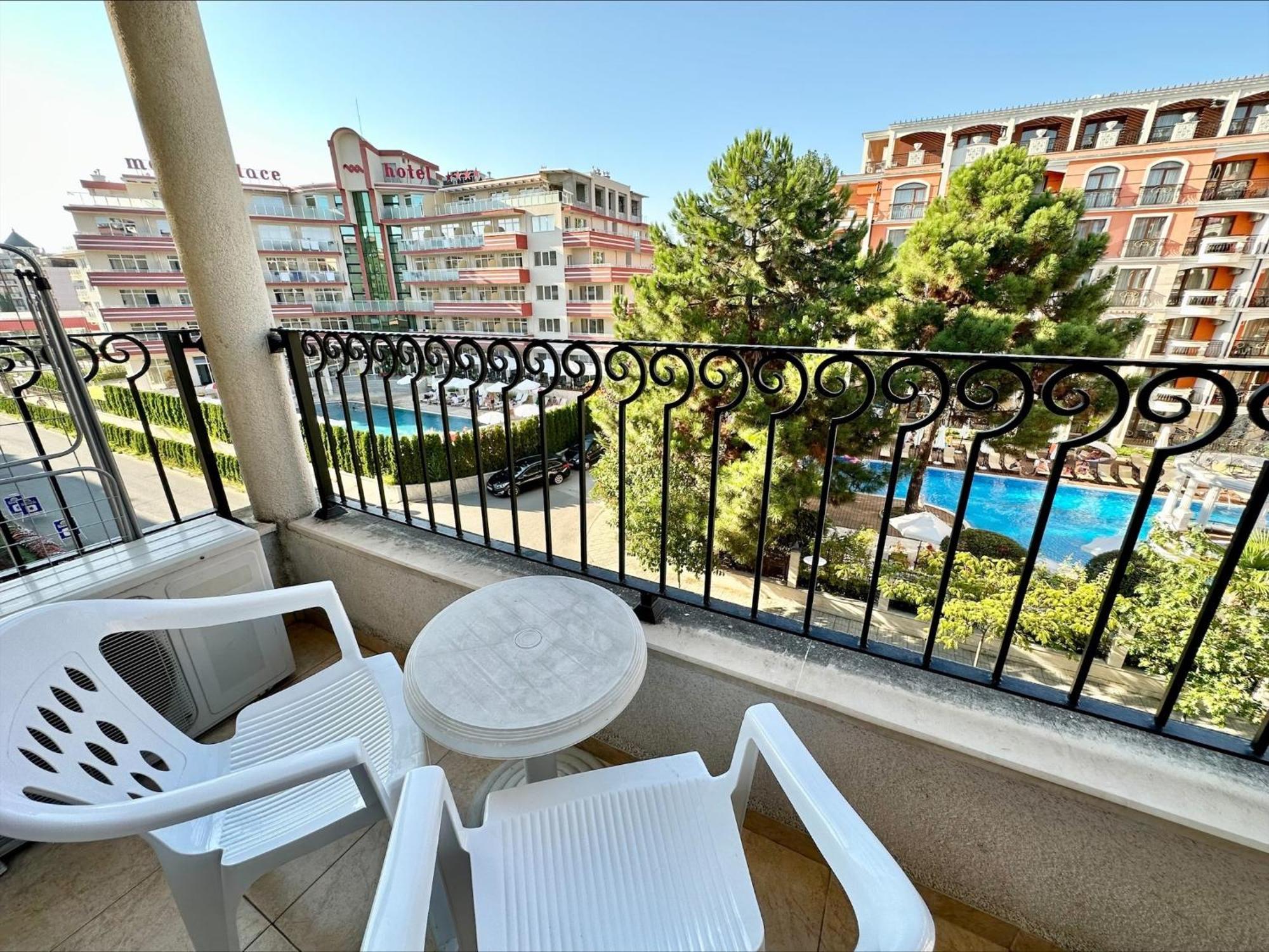 Menada Royal Sun Apartments Sunny Beach Oda fotoğraf